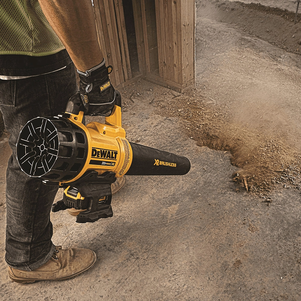 DeWALT DCKO975M1-KIT-2 20V Li-Ion String Trimmer/Blower Combo Kit w/ Pole Hedger