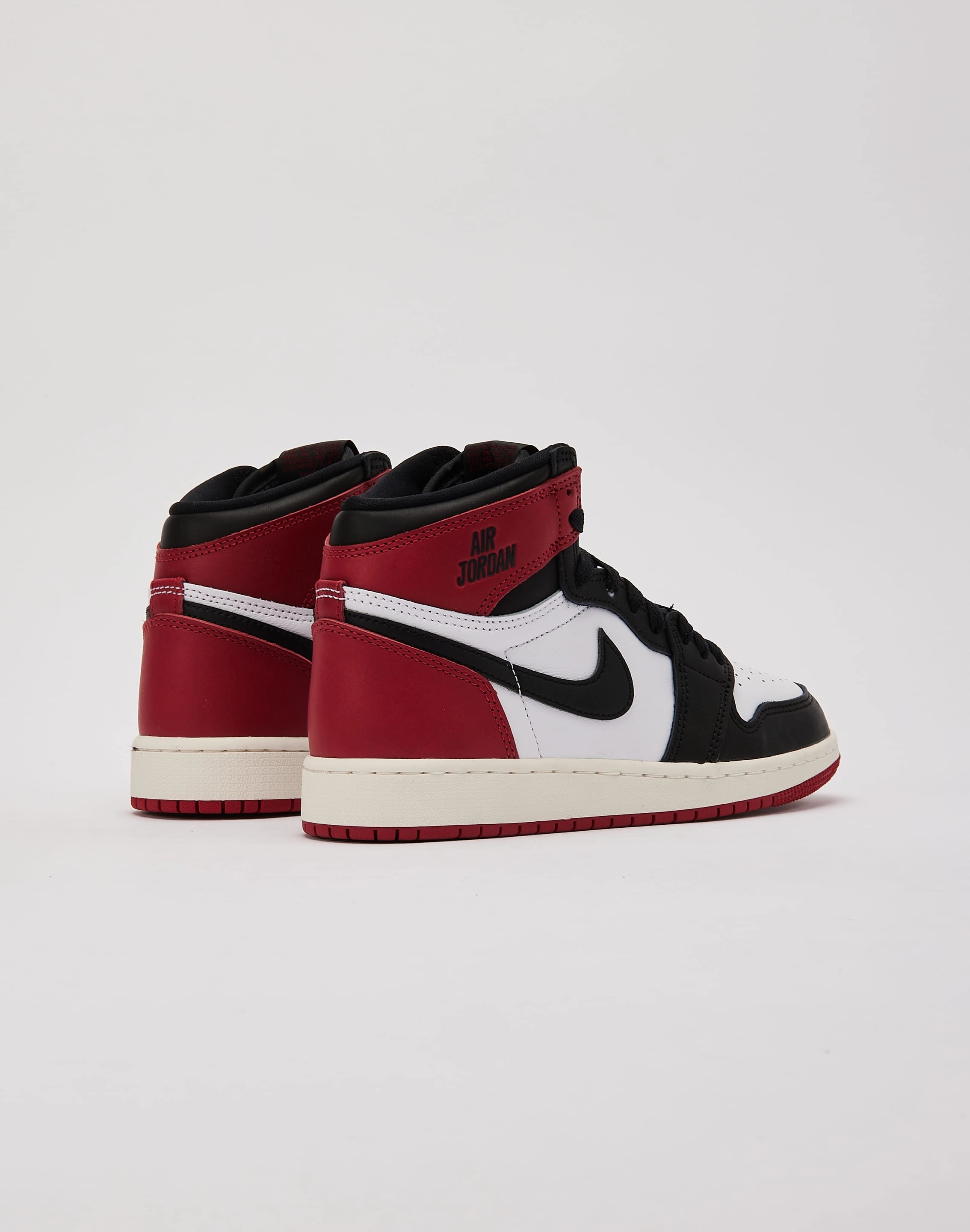 Jordan Air Jordan 1 Retro High OG 'Black Toe Reimagined' Grade-School