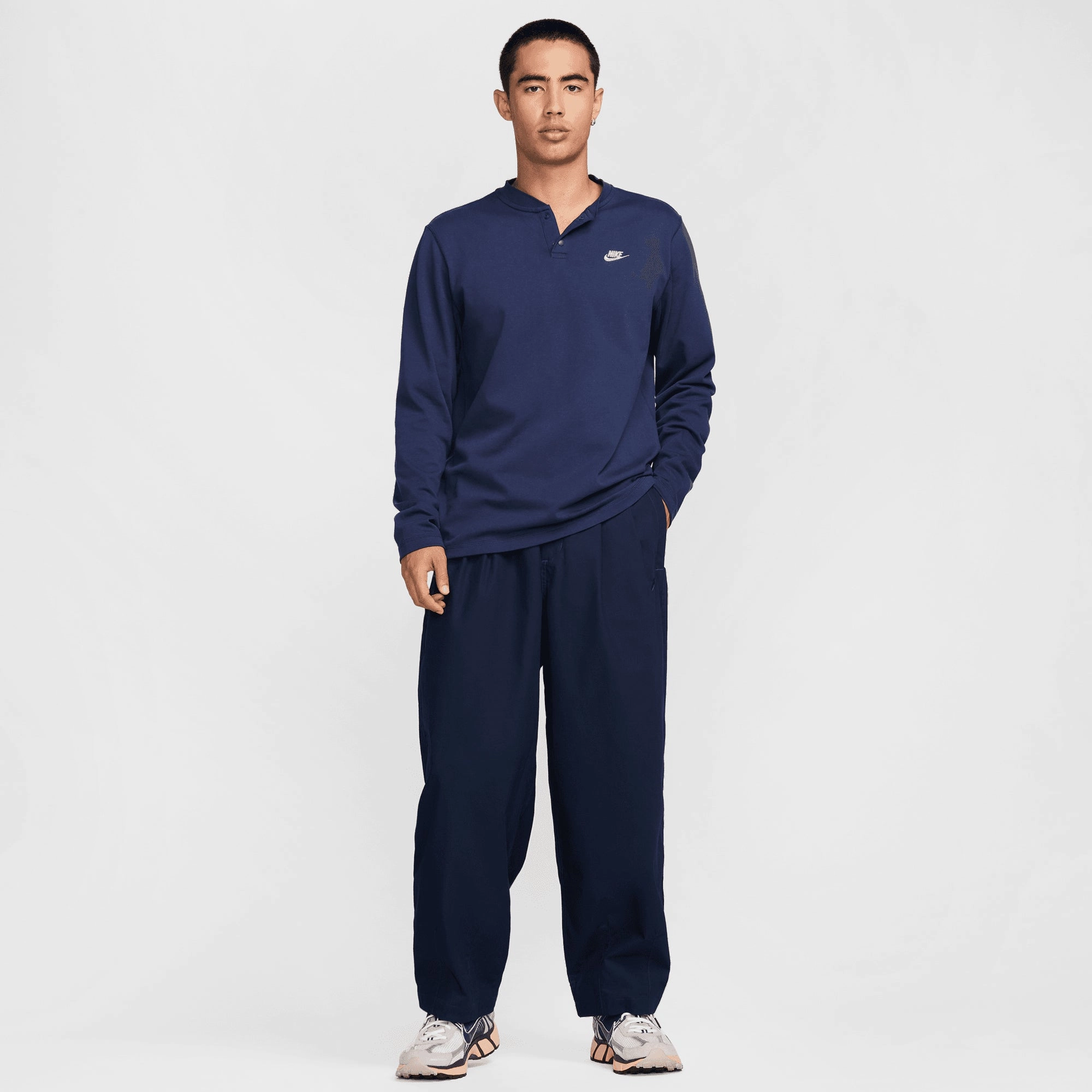 NIKE | CLUB BALLOON PANTS { OBSIDIAN/OBSIDIAN