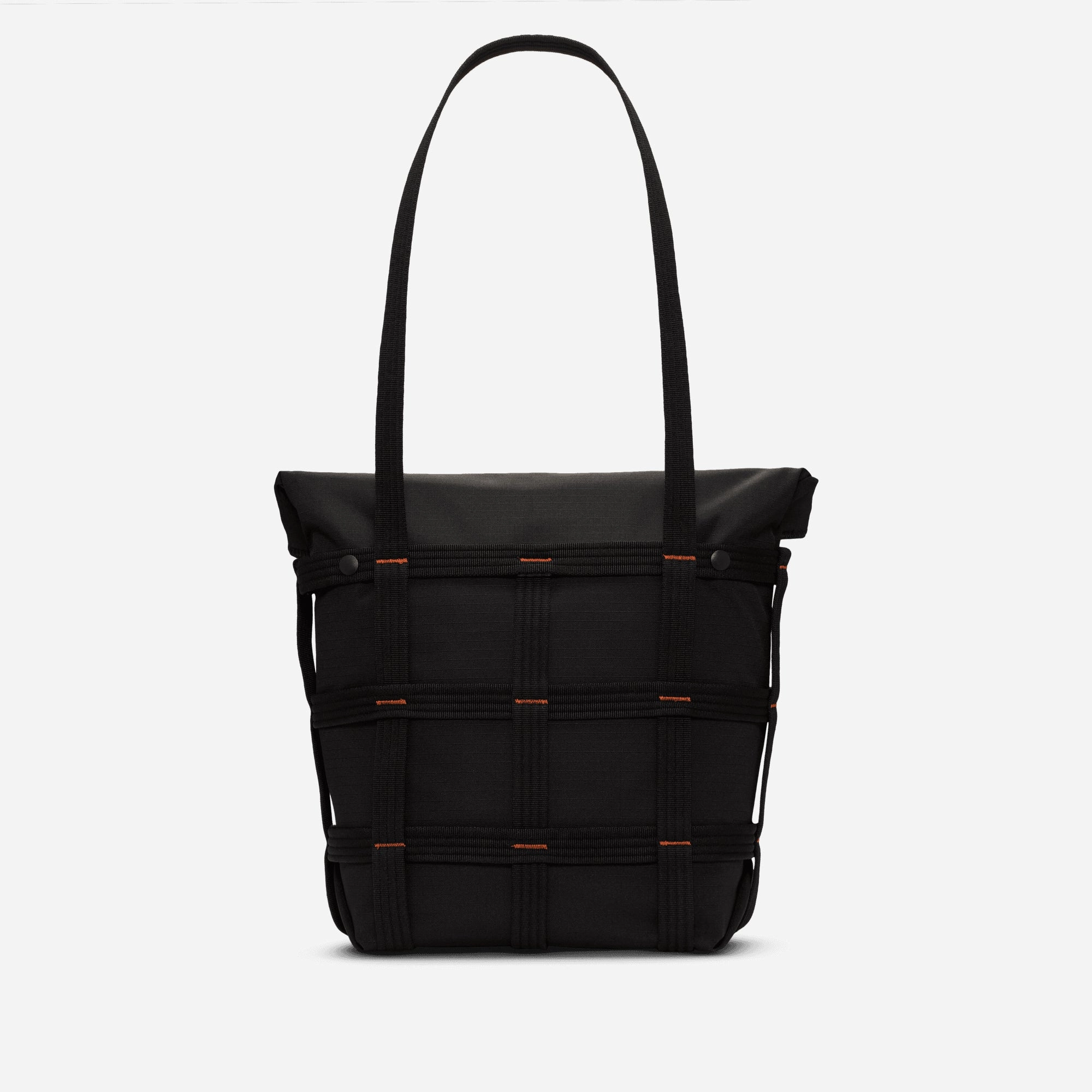 NIKE | SPORTSWEAR CARGO TOTE (12L) { BLACK/BLACK/ORANGE