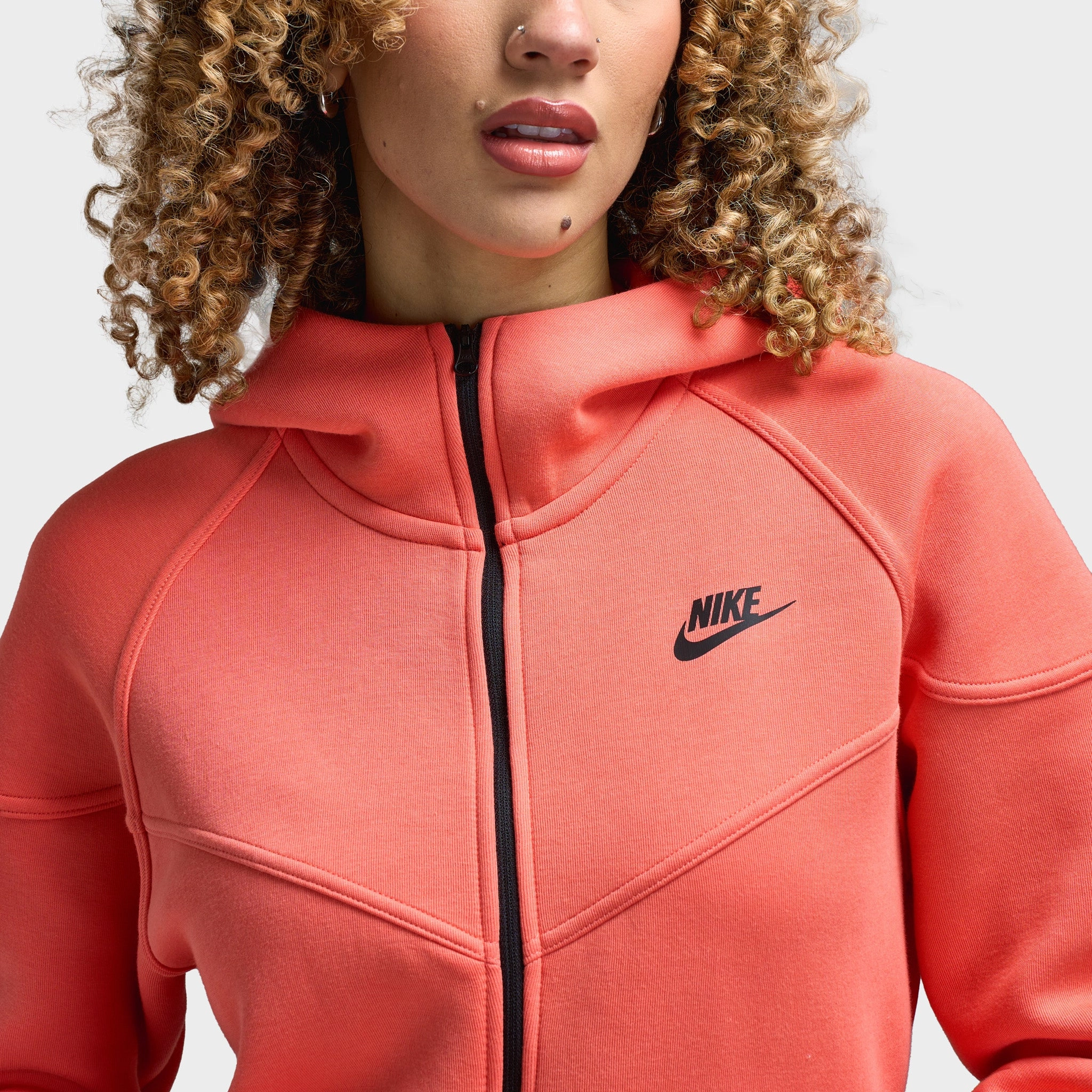 Nike Sportswear Women's Tech Fleece Full Zip Windrunner Hoodie Magic Ember / Black