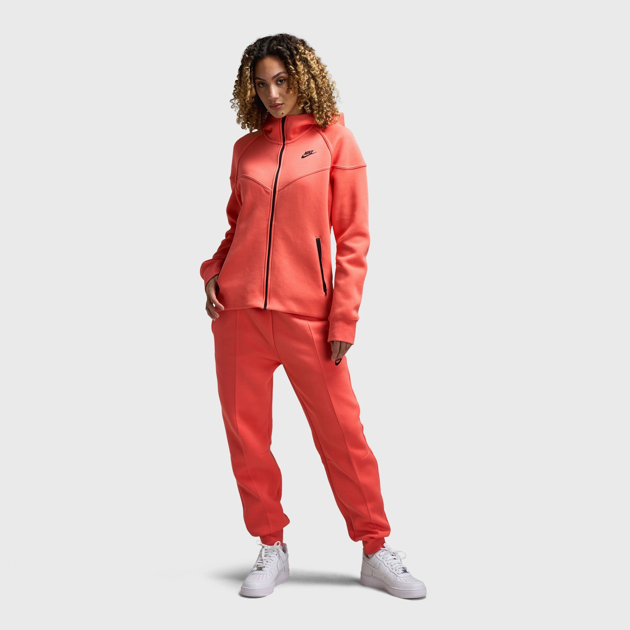 Nike Sportswear Women's Tech Fleece Full Zip Windrunner Hoodie Magic Ember / Black